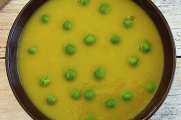 Pea puree soup on a soup bowl