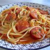 Spaghetti with chouriço on a plate
