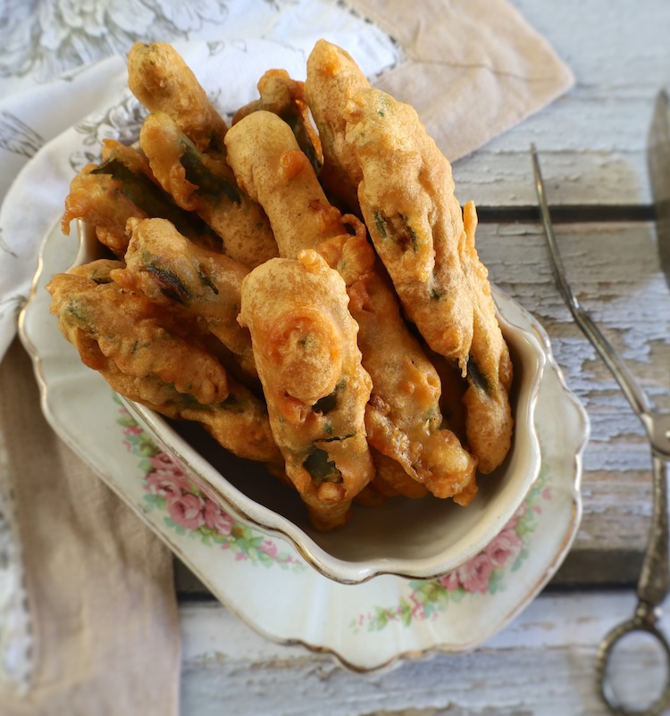 Peixinhos da Horta numa pequena terrina
