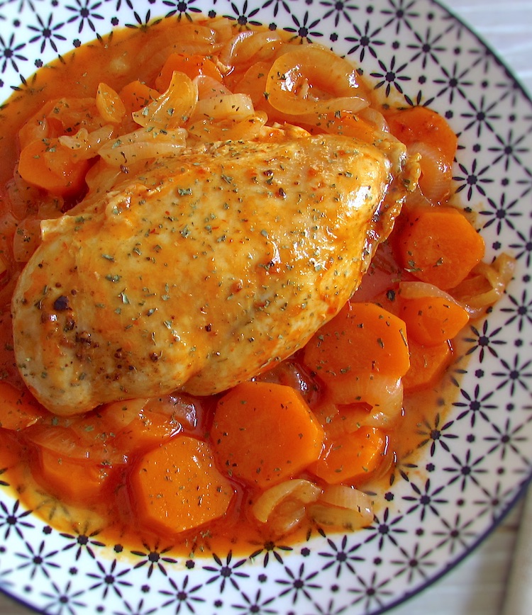 Easy chicken stew on a plate