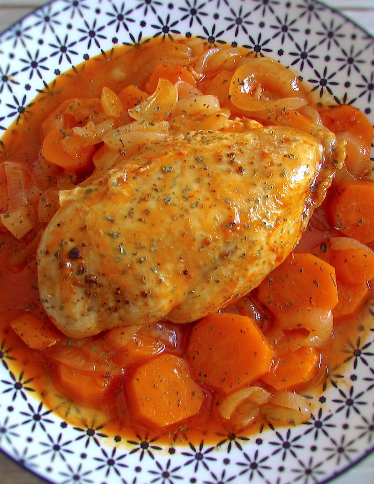 Easy chicken stew on a plate