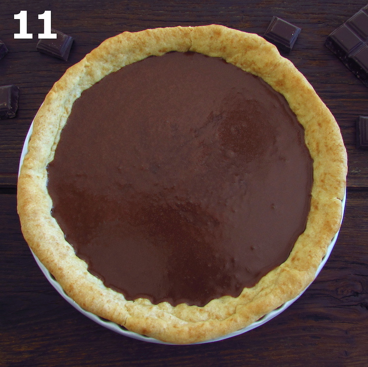 Chocolate chantilly pie step 11