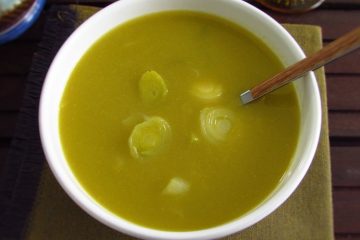 Leek soup on a soup bowl