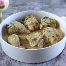 Chicken fricassee on a dish bowl