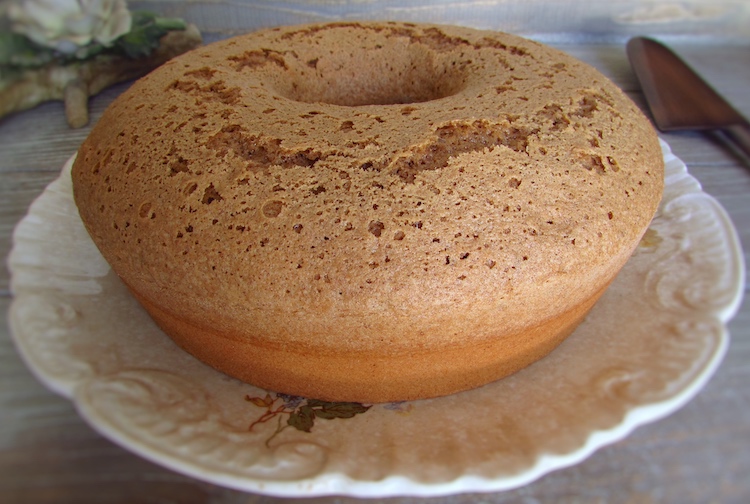 Cinnamon fennel cake dough on a plate