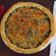 Meat, spinach and bacon pie