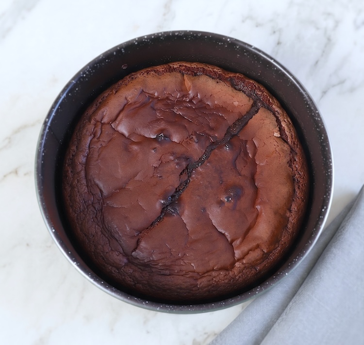 Moist Chocolate Cake step 7