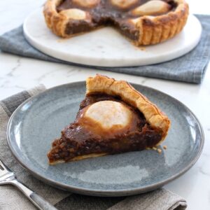 Easy Sugar and Pear Pie