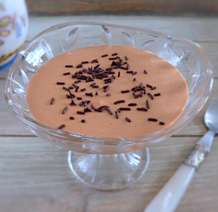 Chocolate and cream mousse on a glass bowl