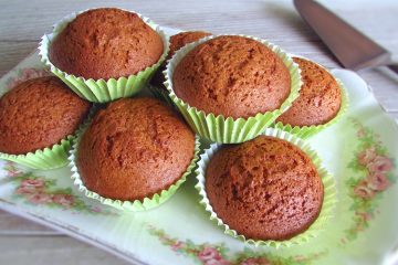 Honey and cinnamon muffins on a platter