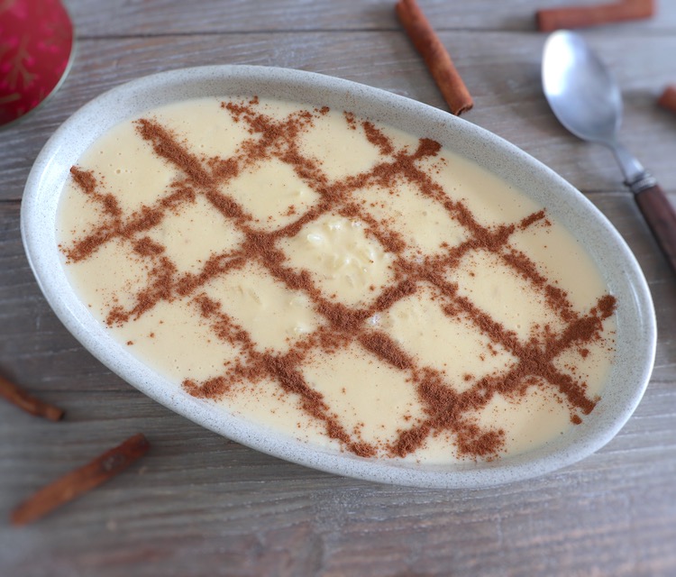 Creamy rice pudding on a oval bowl