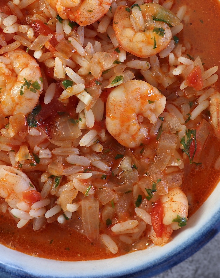 Simple shrimp rice on a tureen