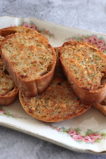 Easy garlic bread on a platter