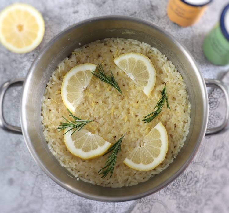 Lemon rice on a saucepan