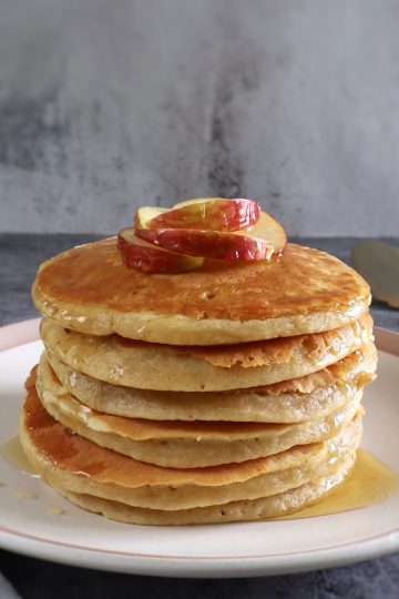 Apple pancakes on a plate