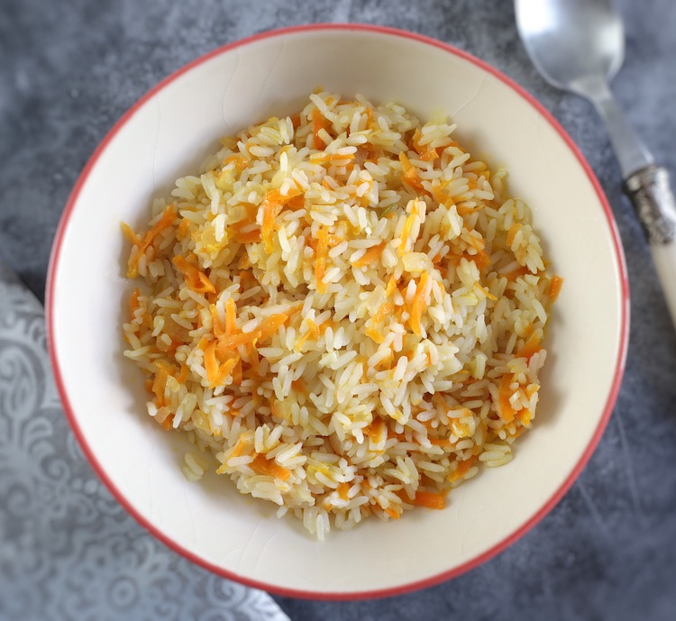 Quick & Easy Carrot Rice in a dish bowl