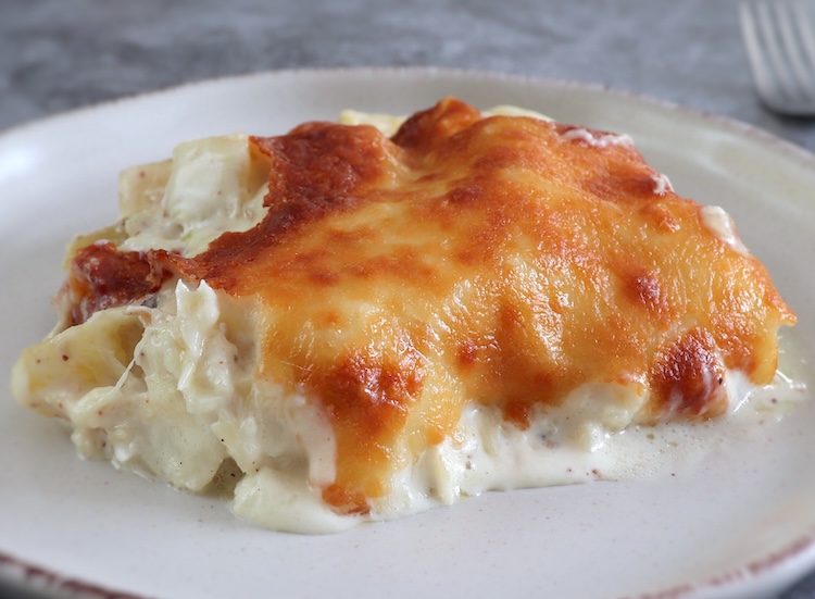 Portuguese cod with cream (Bacalhau com natas) in a plate